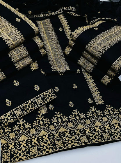 Elevate your wardrobe with the timeless charm of Multani craftsmanship.